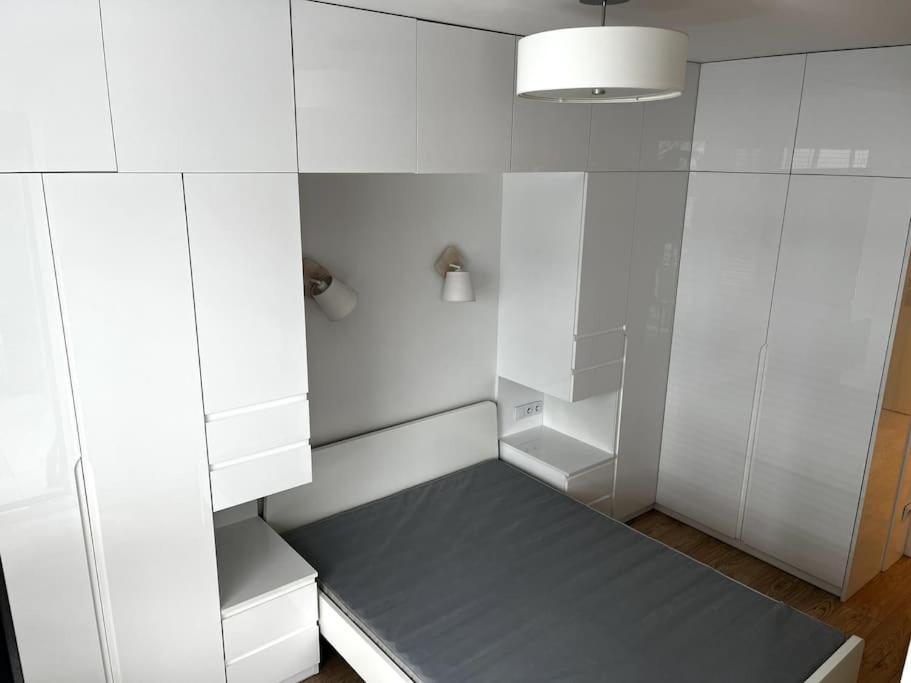 קרקוב Place For You! Platz Fur Dich! מראה חיצוני תמונה